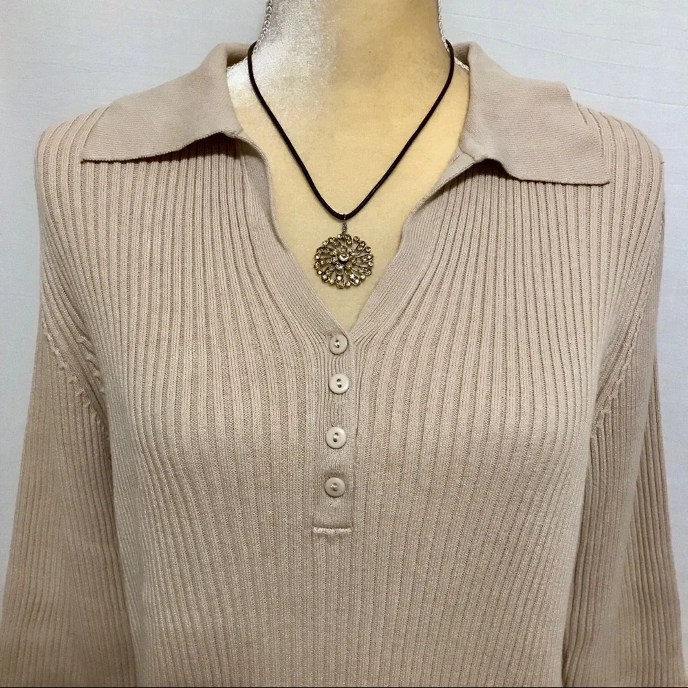 ❌SOLD❌ Avenue Beige Collar Pullover Top Women 18/20 (1X) - Picture 2 of 11
